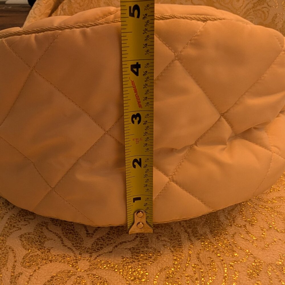 Uniqlo Large Quilted Half Moon Bag - Picture 10 of 10